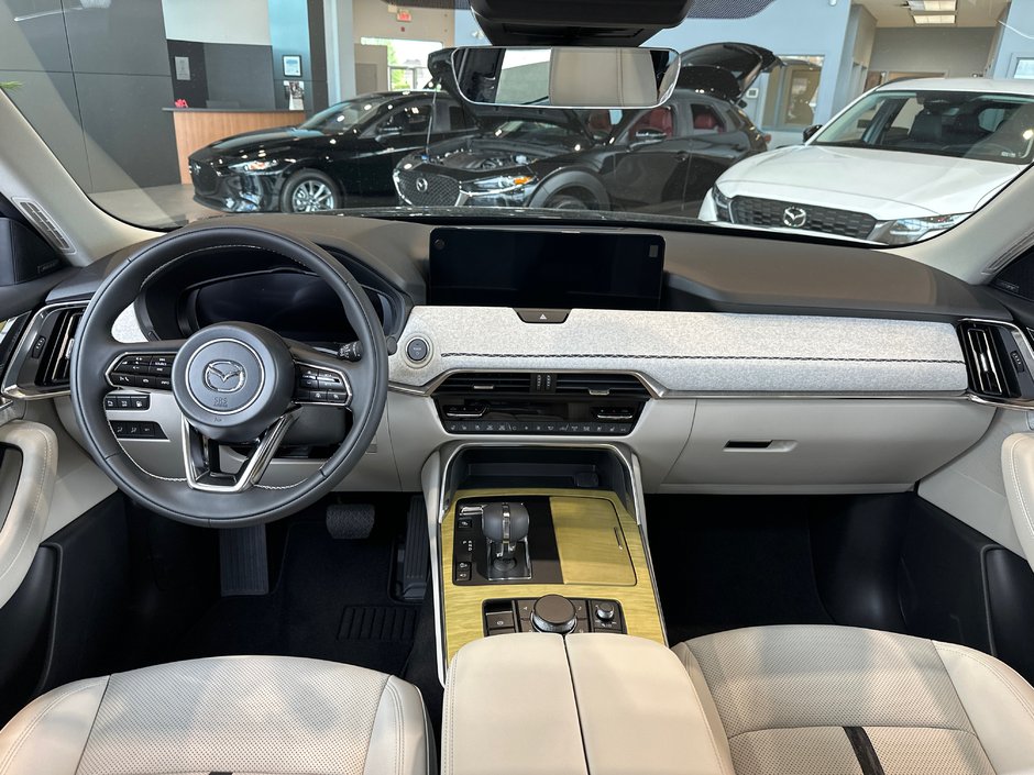 Mazda CX-90 PHEV Signature 2026-7