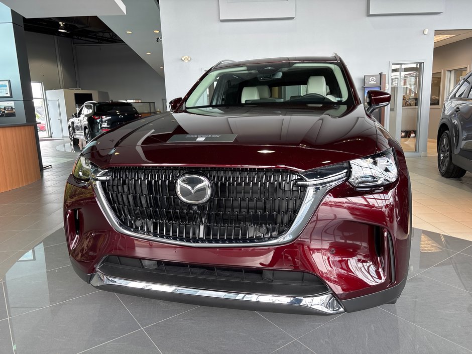 2025 Mazda CX-90 Plug-In Hybrid GT-1