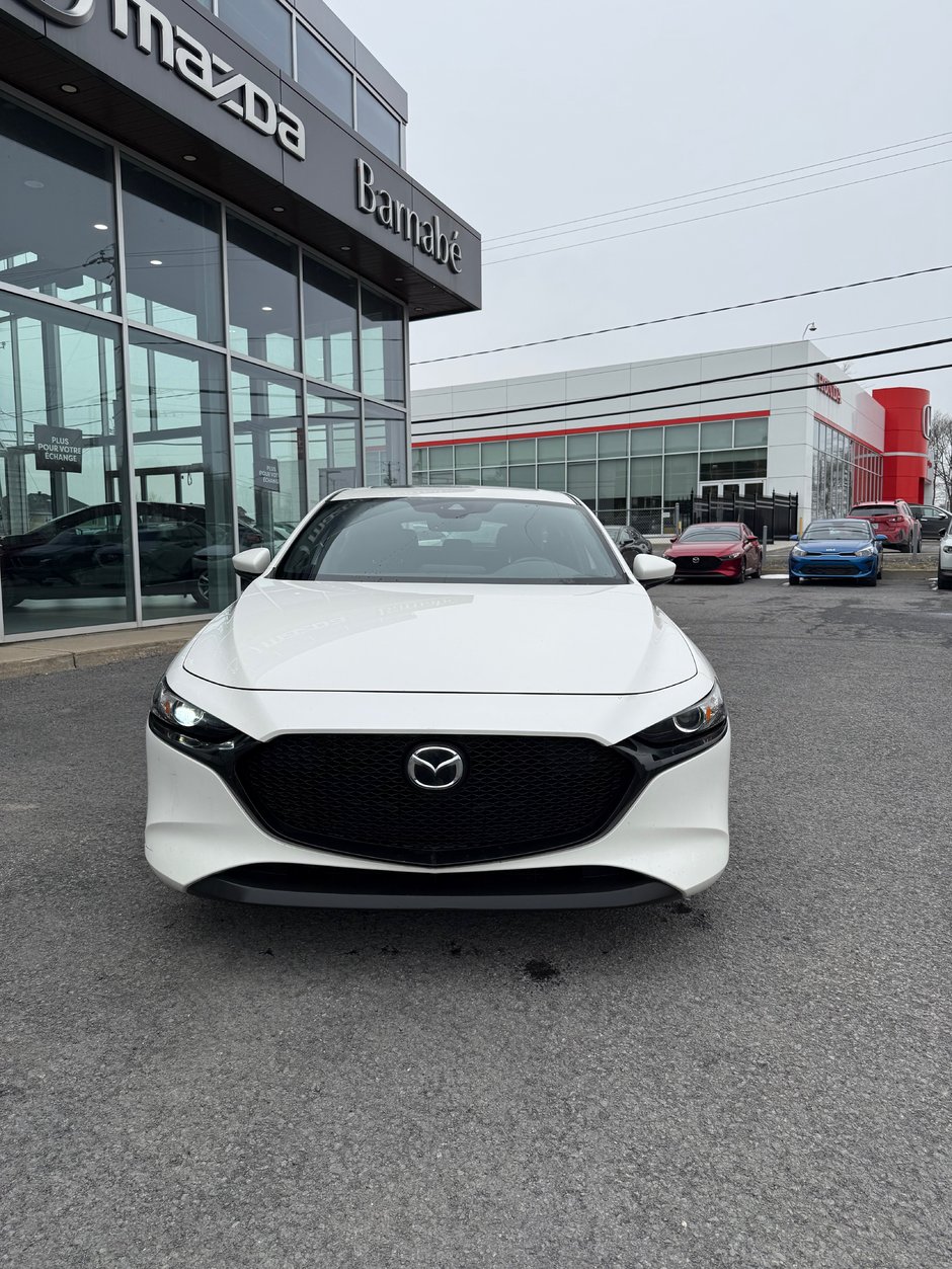 Mazda 3 Sport GS 2022-2