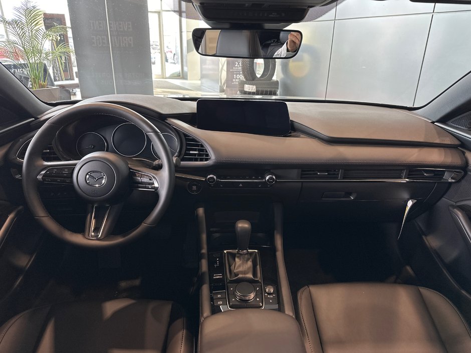 2025 Mazda 3 Sport GS-19