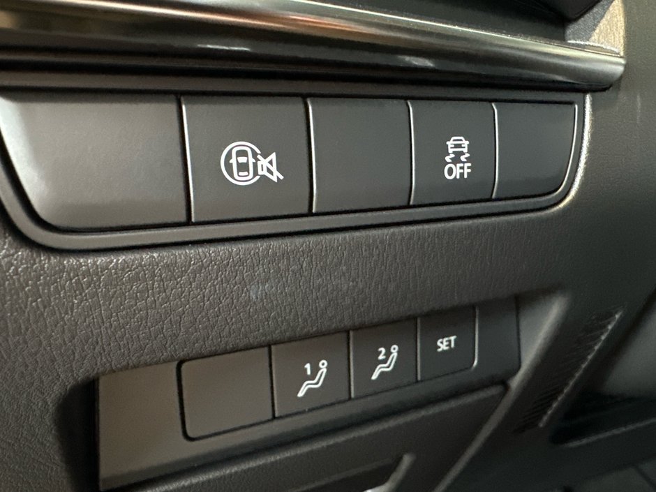 2025 Mazda 3 Sport GS-12