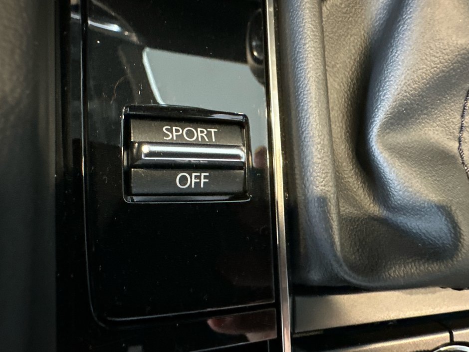 2025 Mazda 3 Sport GS-17