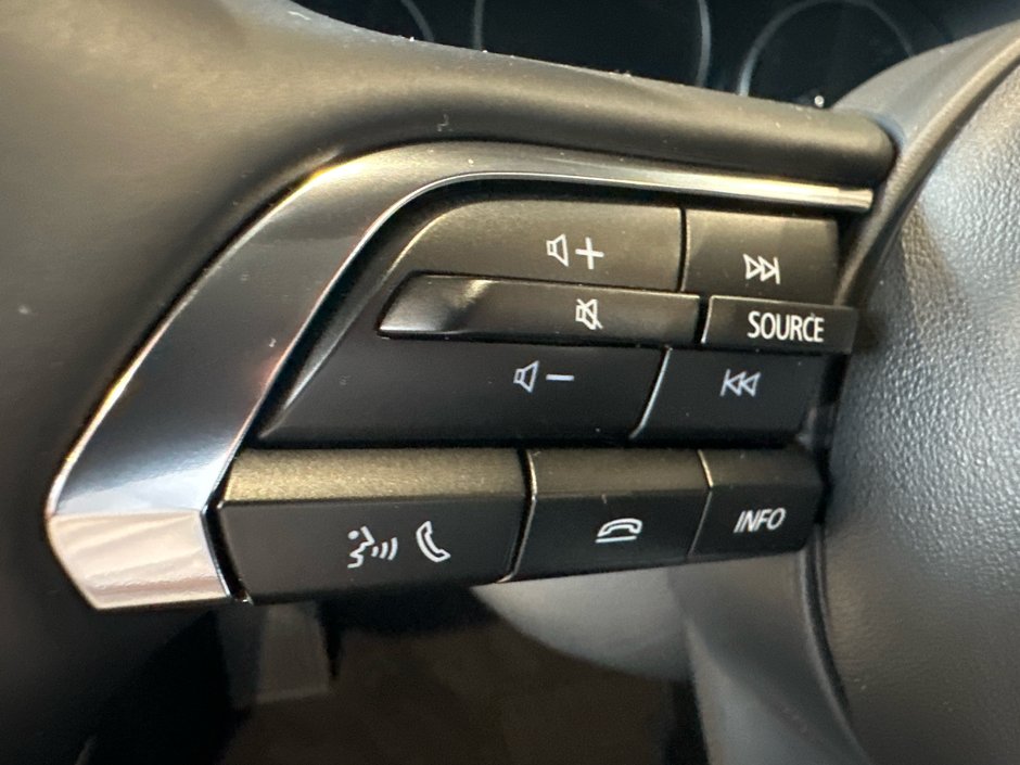 2025 Mazda 3 Sport GS-12