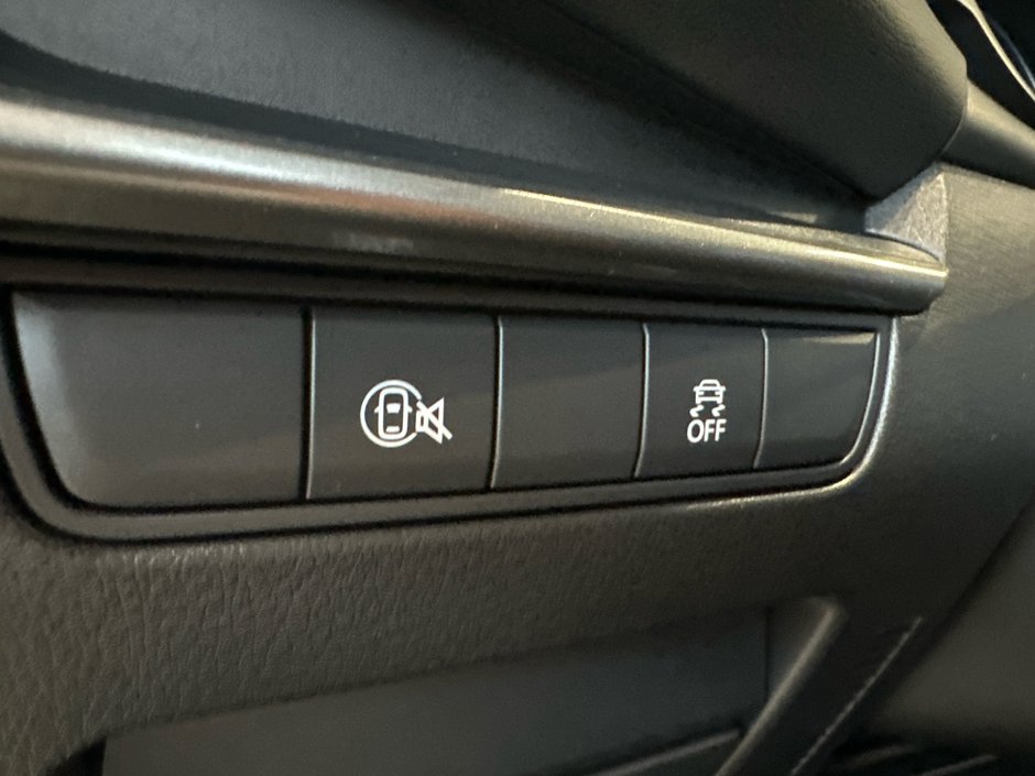 2025 Mazda 3 Sport GS-11