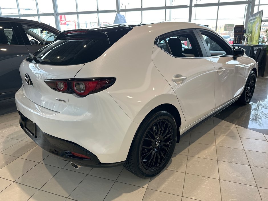 2025 Mazda 3 Sport GS-4