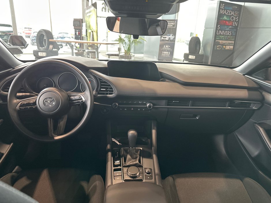 Mazda 3 Sport GX 2026-8