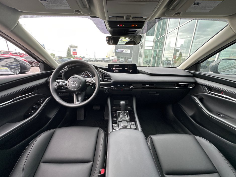 Mazda 3 GS 2025-8
