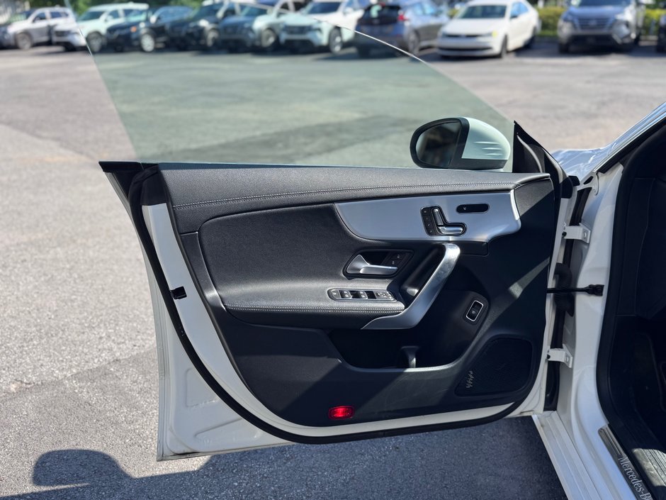 2025 Mercedes-Benz CLA 250-7