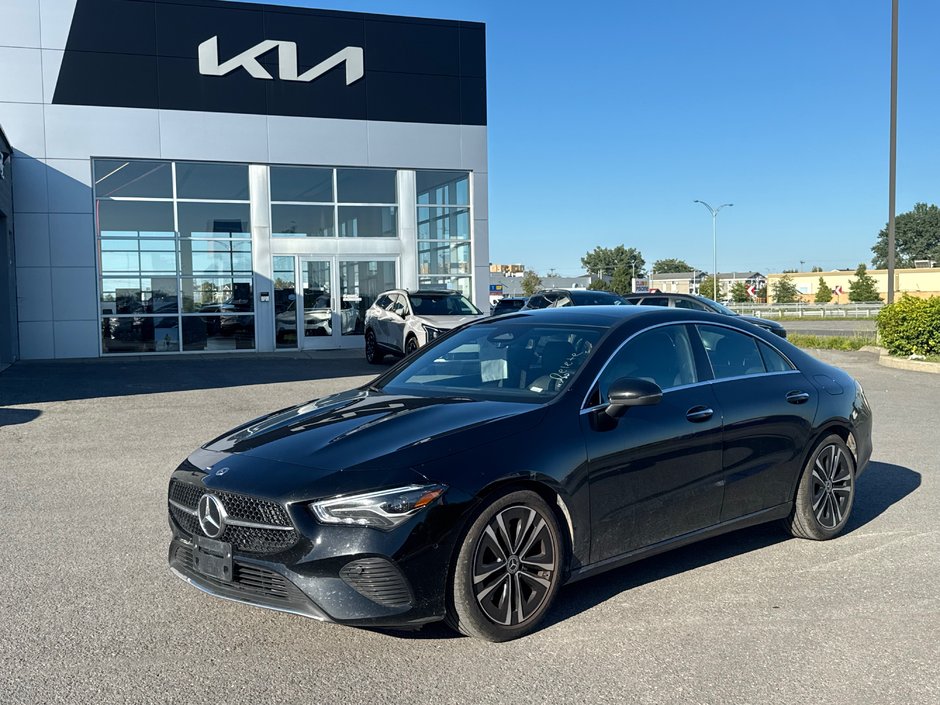 2025 Mercedes-Benz CLA 250 AWD + Sunroof + Leather + Backup camera