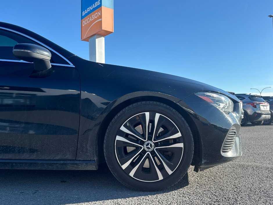 2025 Mercedes-Benz CLA 250 AWD + Sunroof + Leather + Backup camera