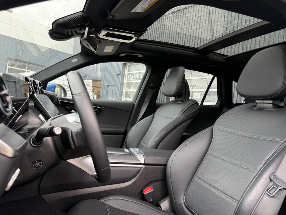2024 Mercedes-Benz GLC 300-10