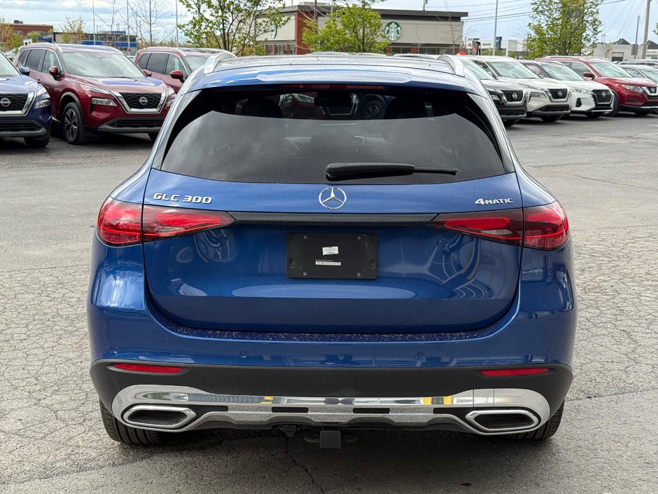 2024 Mercedes-Benz GLC 300-6