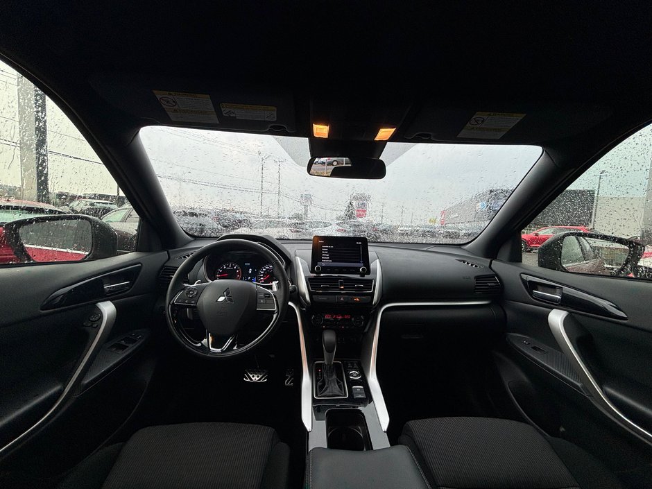2023 Mitsubishi ECLIPSE CROSS SE-5