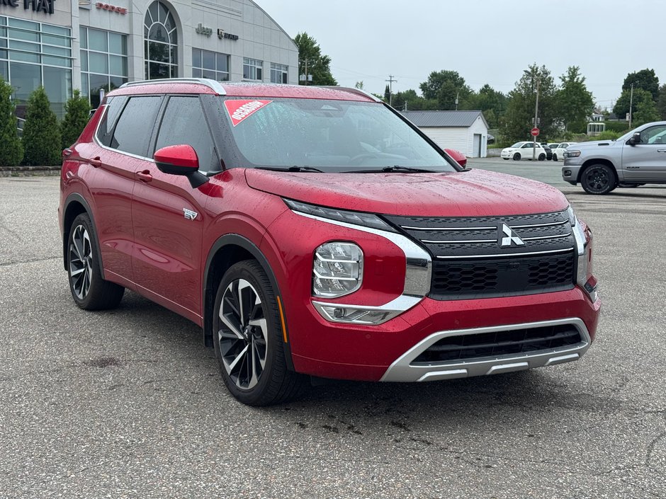 Mitsubishi OUTLANDER PHEV GT S-AWC // TOIT PANO // CUIR // 7 PLACES 2023-1