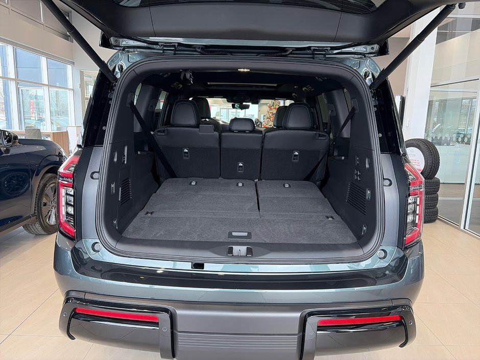 Nissan Armada PRO-4X 2026-3