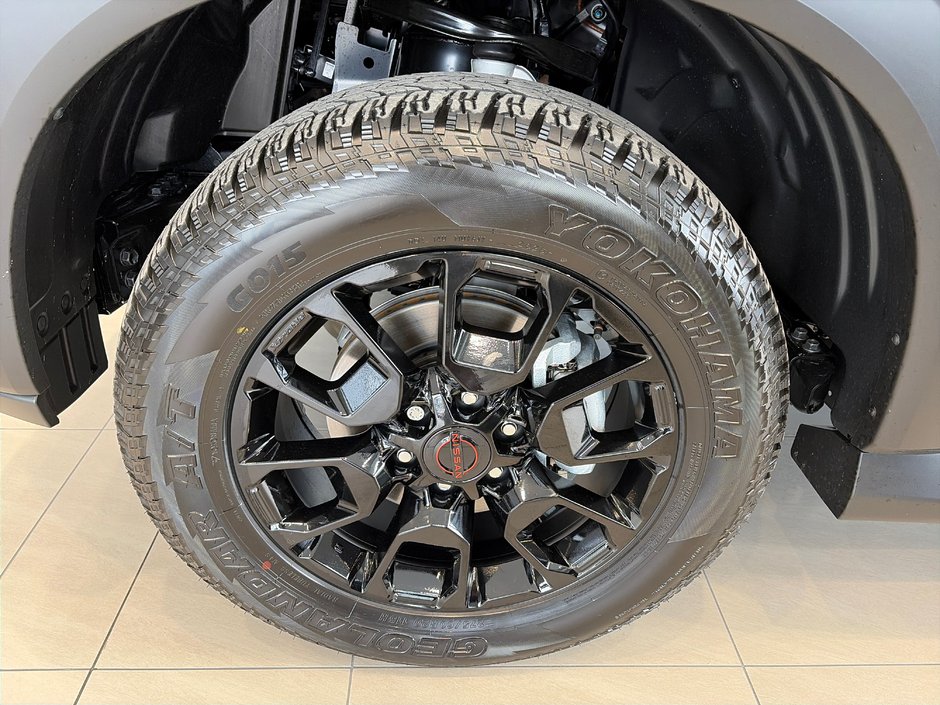 Nissan Armada PRO-4X 2026-8