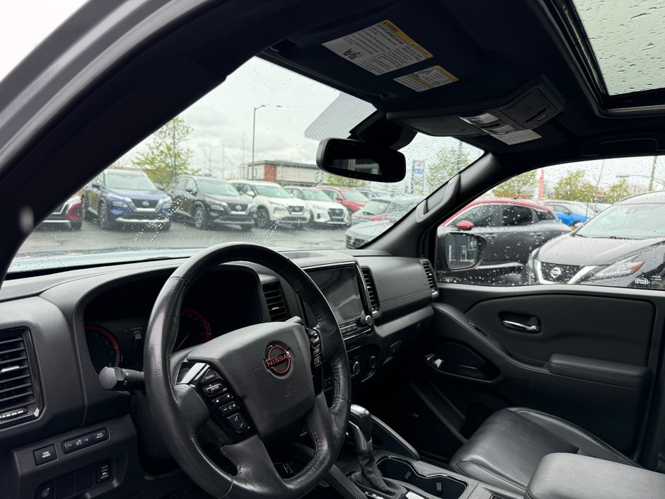 2022 Nissan Frontier PRO-4X-10