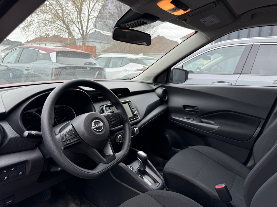 2025 Nissan Kicks Play S-7