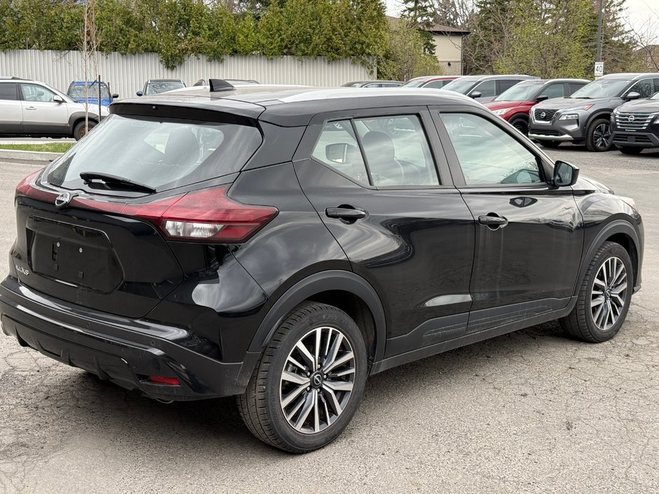 2025 Nissan Kicks Play SV-4