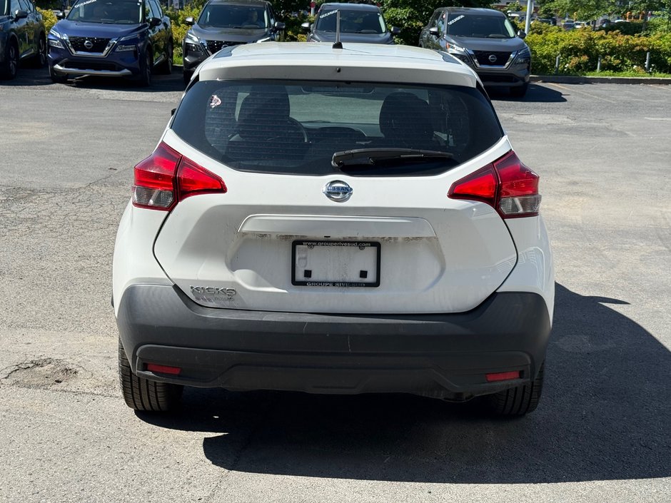 Nissan Kicks S 2019-5