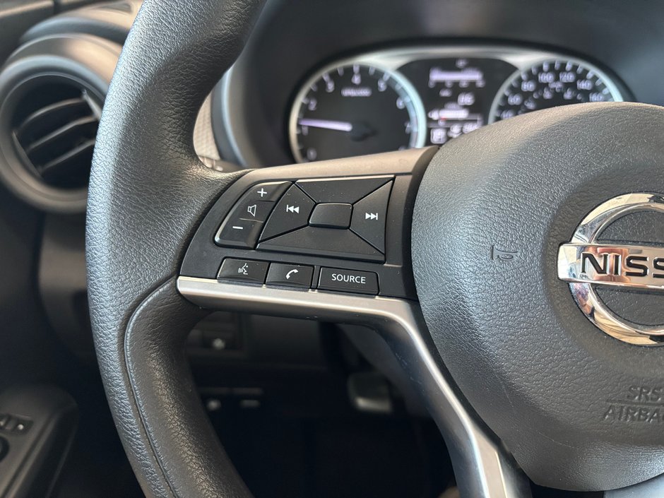 2020 Nissan Kicks S-20