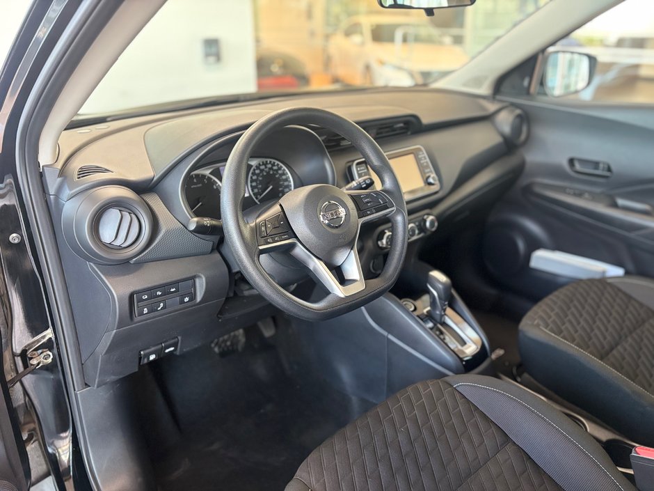 2021 Nissan Kicks S-9