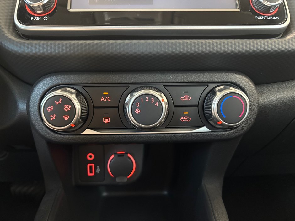 2021 Nissan Kicks S-16