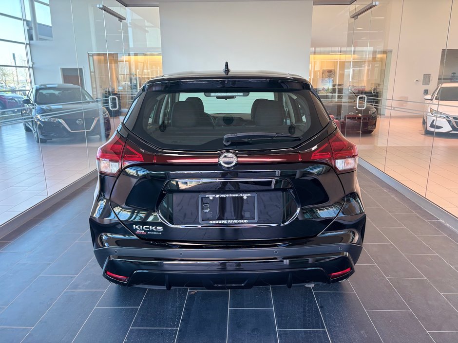 2021 Nissan Kicks S-5