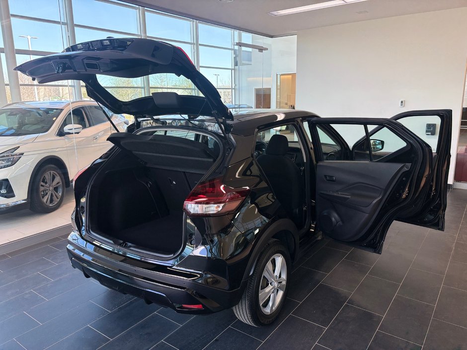 2021 Nissan Kicks S-7