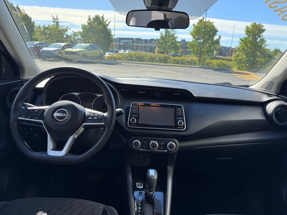 2022 Nissan Kicks S-9