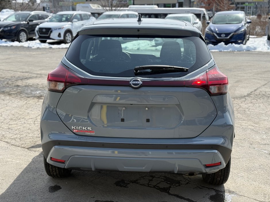 2024 Nissan Kicks S-6