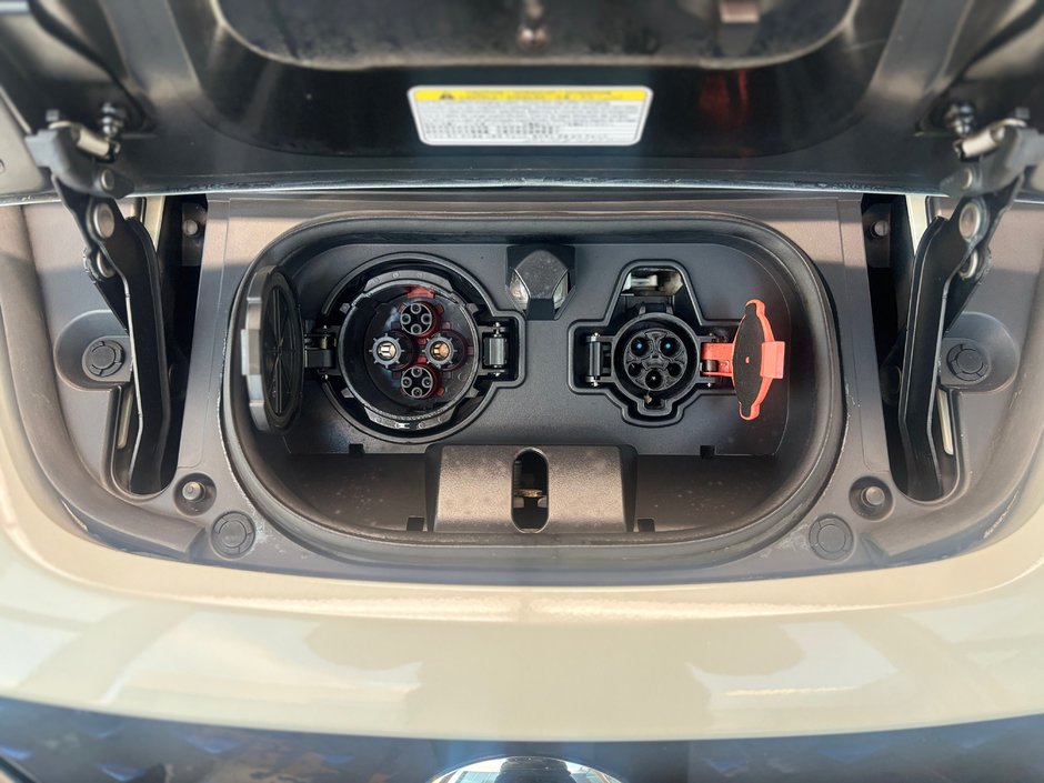 2019 Nissan Leaf SV 40KW/H-10