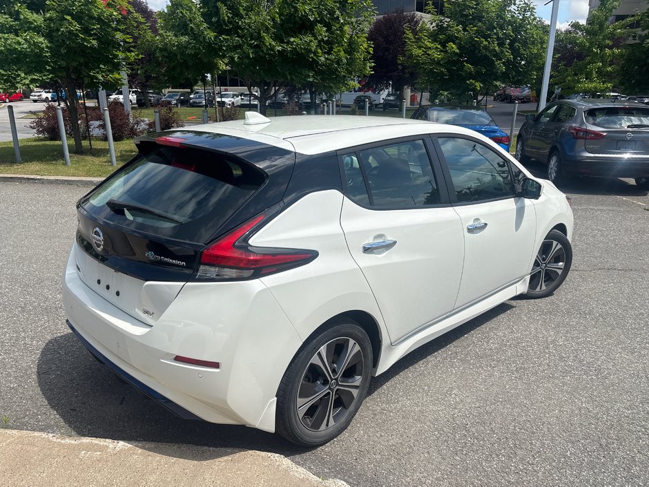 2021 Nissan Leaf SV 40kWh-1