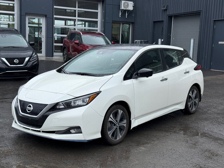 Nissan LEAF SV 2022-0