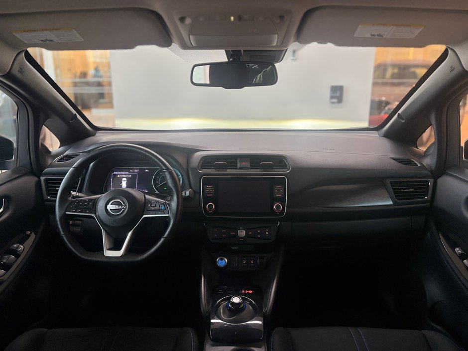 Nissan Leaf SV PLUS NAVIGATION 2023-14