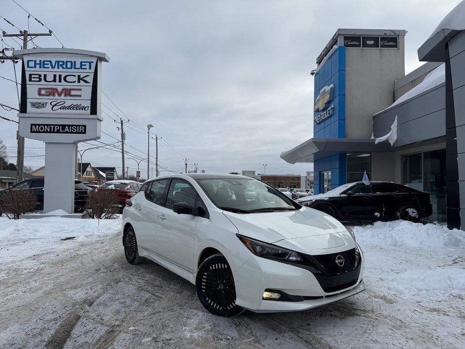 Nissan Leaf SL PLUS 2023 à Drummondville, Québec - w940px