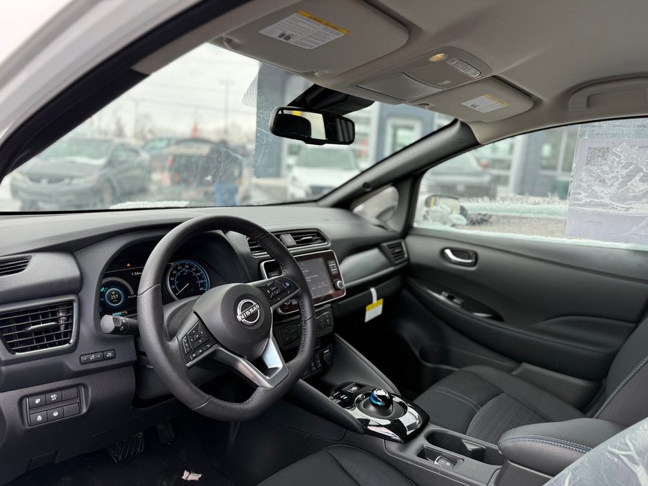 2025 Nissan LEAF SV PLUS-7