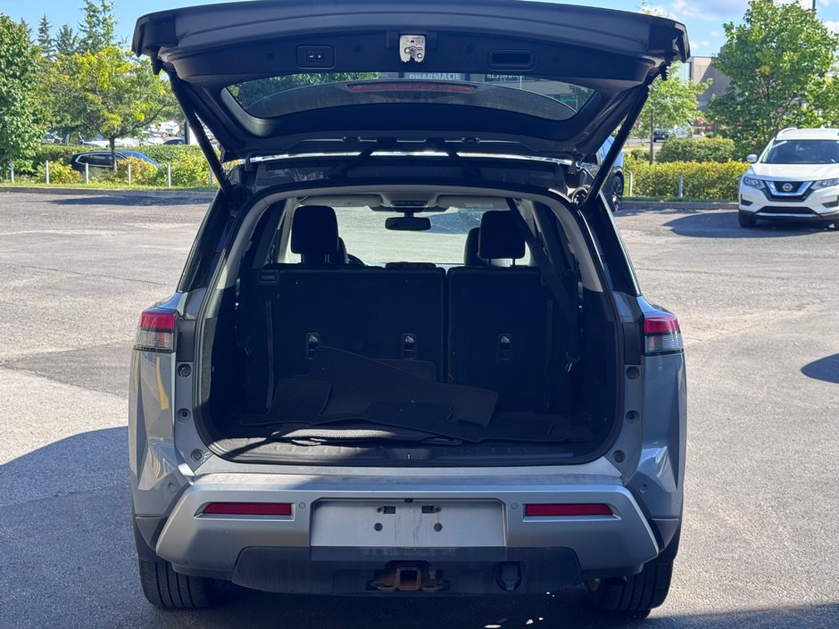 2022 Nissan Pathfinder PLATINUM AWD-6