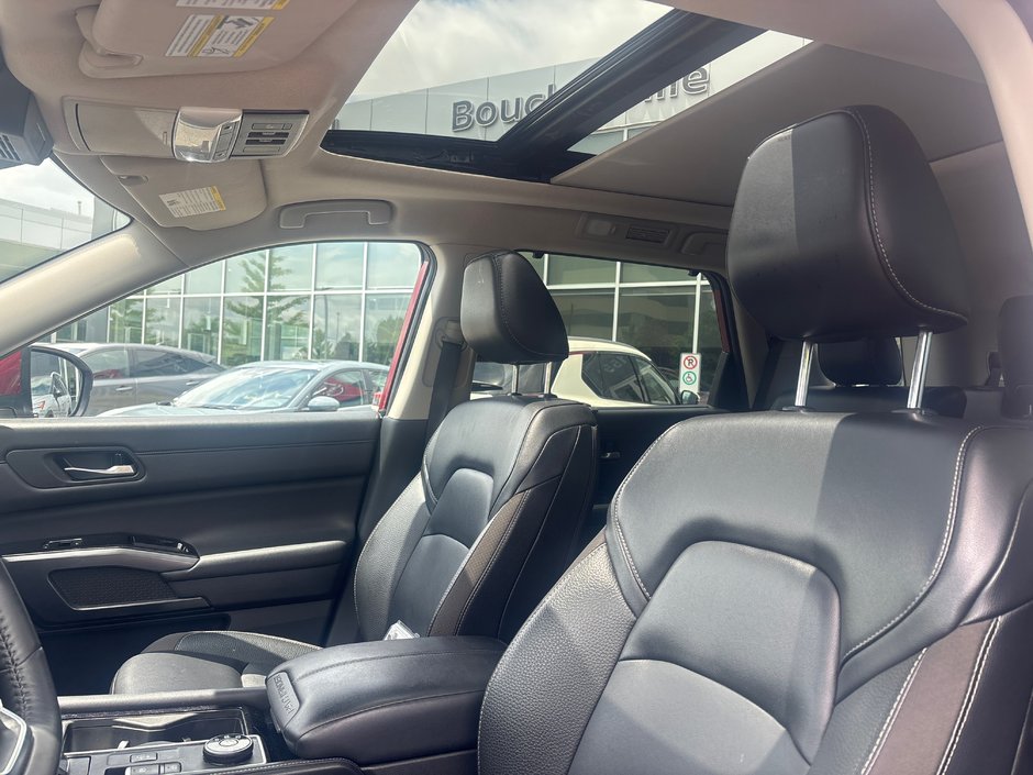 2023 Nissan Pathfinder SL AWD-3