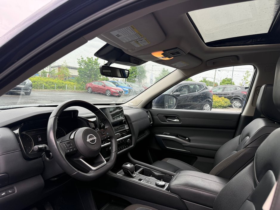 2024 Nissan Pathfinder SL AWD-8