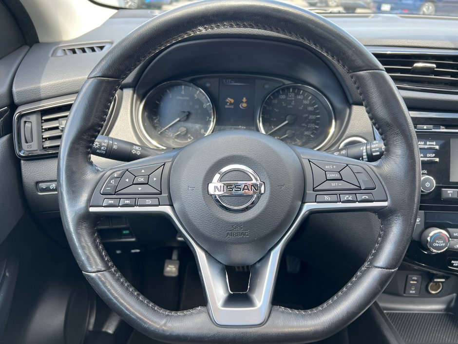 Nissan Qashqai SV AWD 2017-13
