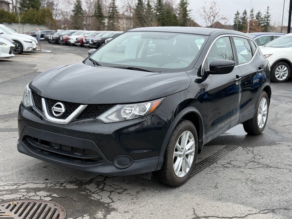 2018 Nissan Qashqai S-0
