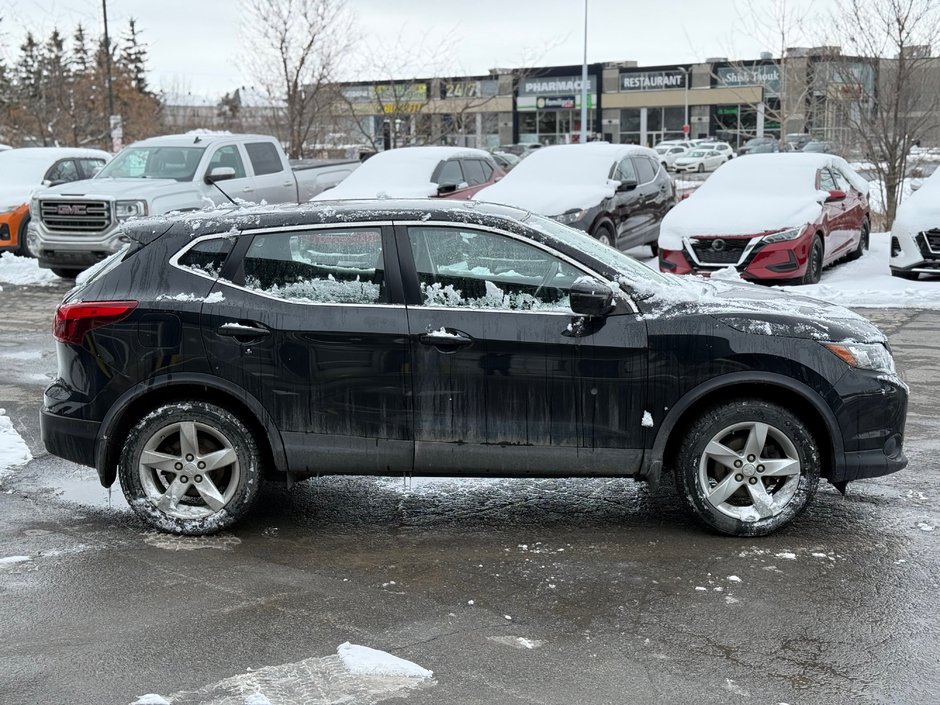 Nissan Qashqai S 2018-3