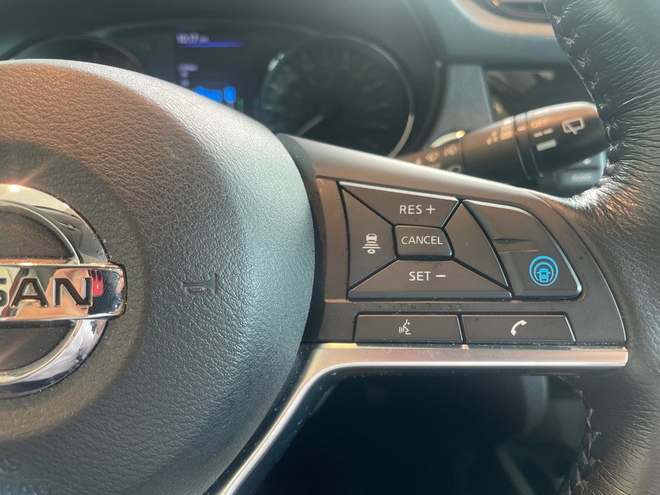Nissan Qashqai SL AWD 2019-26