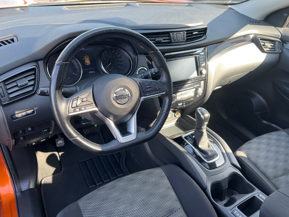 Nissan Qashqai SV FWD 2019-17