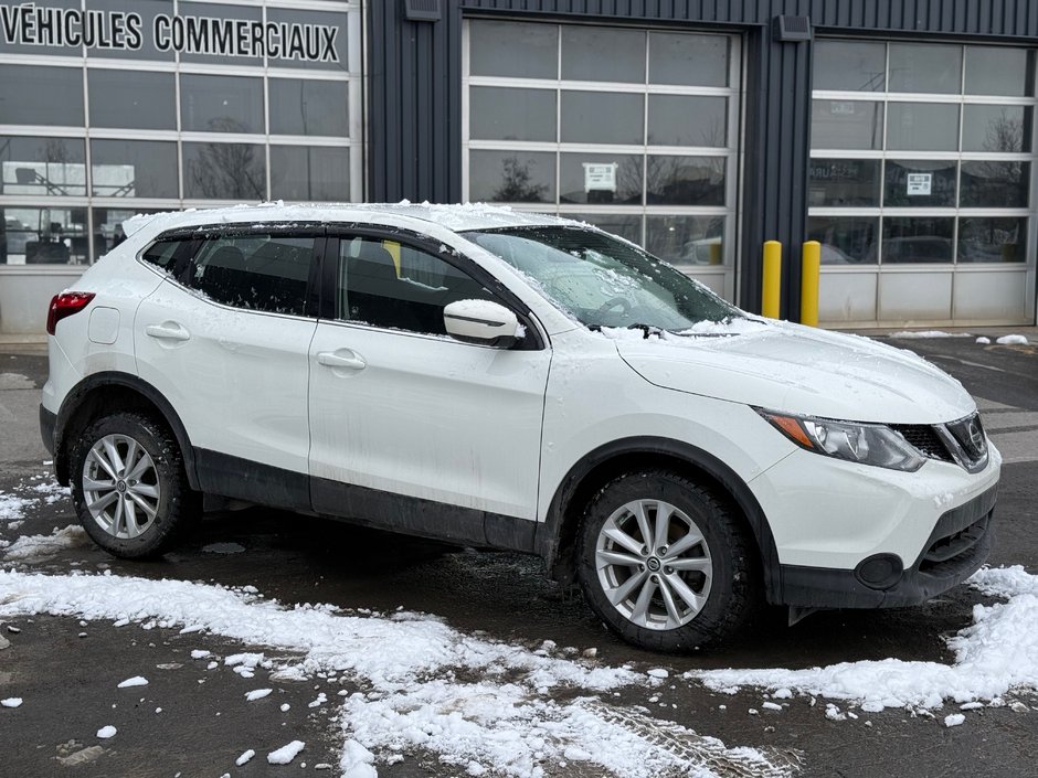 Nissan Qashqai S 2019-3