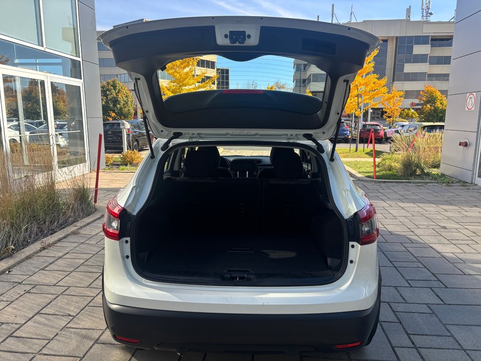 Nissan Qashqai SV FWD 2020-7