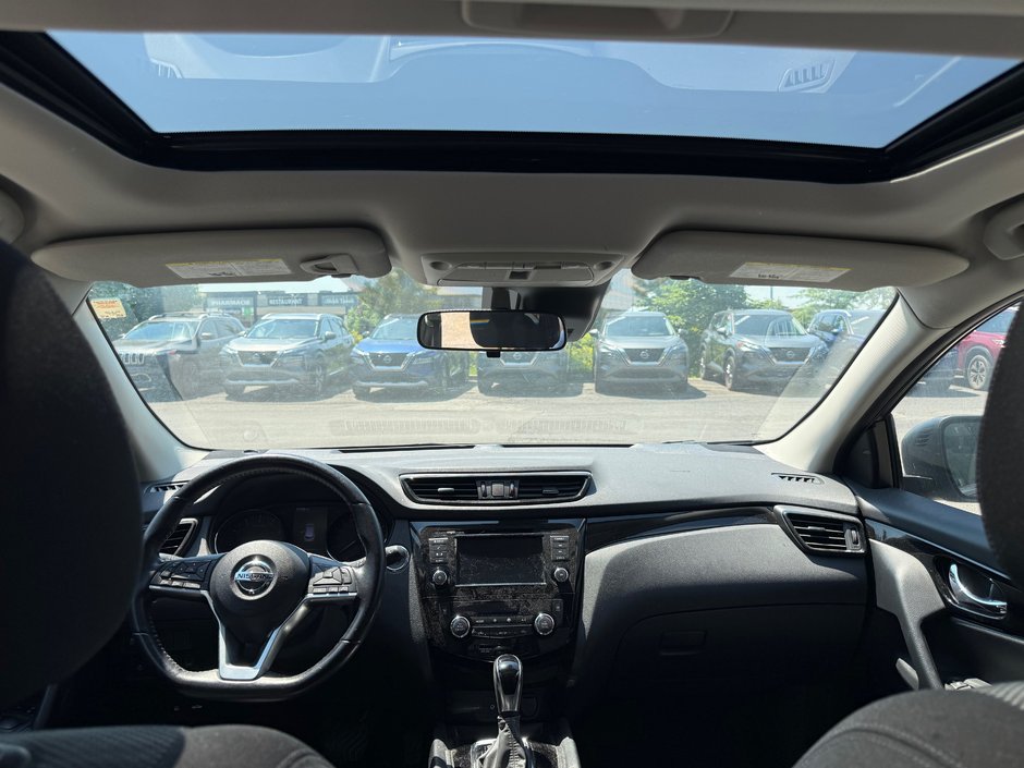 2020 Nissan Qashqai SV AWD-10