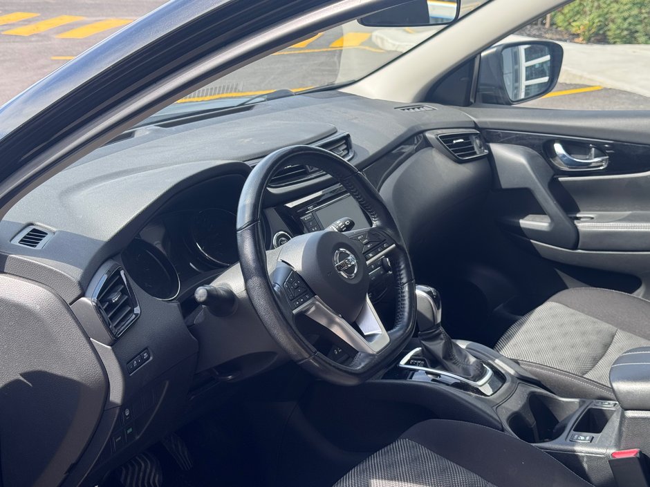 2020 Nissan Qashqai SV-7