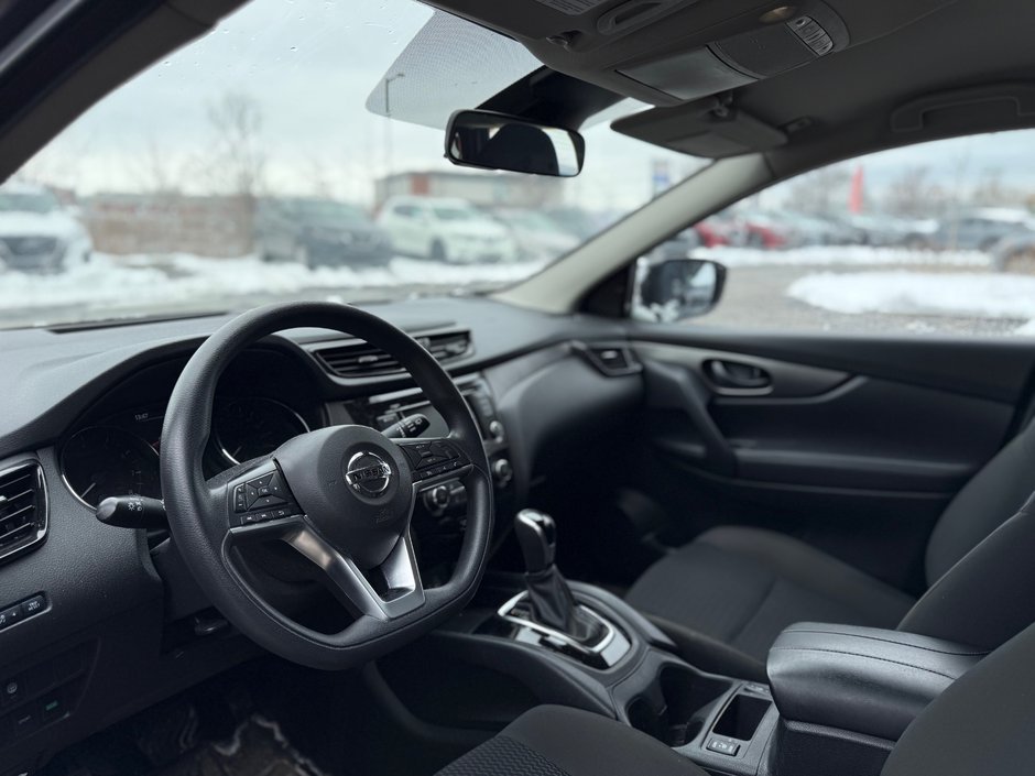 2021 Nissan Qashqai S-6